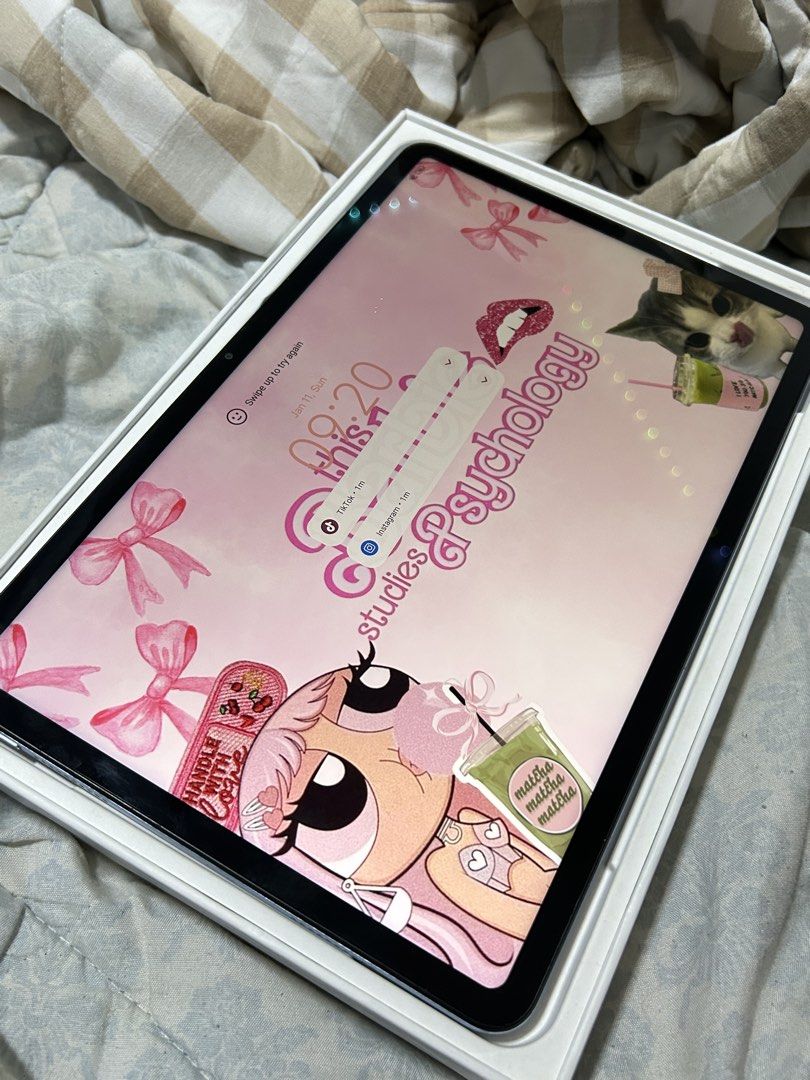 Xioami Pad 6 256gb (Category: Android) located in Pasig City. Submitted by clarizeee_ (Listing ID 1462960379, Image 3). Description: Xioami pad 6 256gb HONEST ISSUE: dents only because of usage No other issue Personal tablet/ used for work, school Pasig loc meet up only.