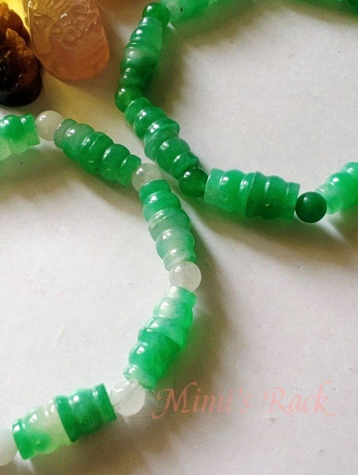 Xiuyan Jade Hulu Bracelet (Category: Bracelets) located in Taguig. Submitted by mimisrack (Listing ID 1463117361, Image 3). Description: 💚A charming Xiuyan jade bracelet featuring traditional hulu (gourd) shaped beads, a symbol of blessings, abundance, and protection. -Made with green and white Xiuyan jade hulu beads -Beautiful combination of soft white and vibrant green tones -Suitable for everyday wear, collection, gifting, or Feng Shui enthus