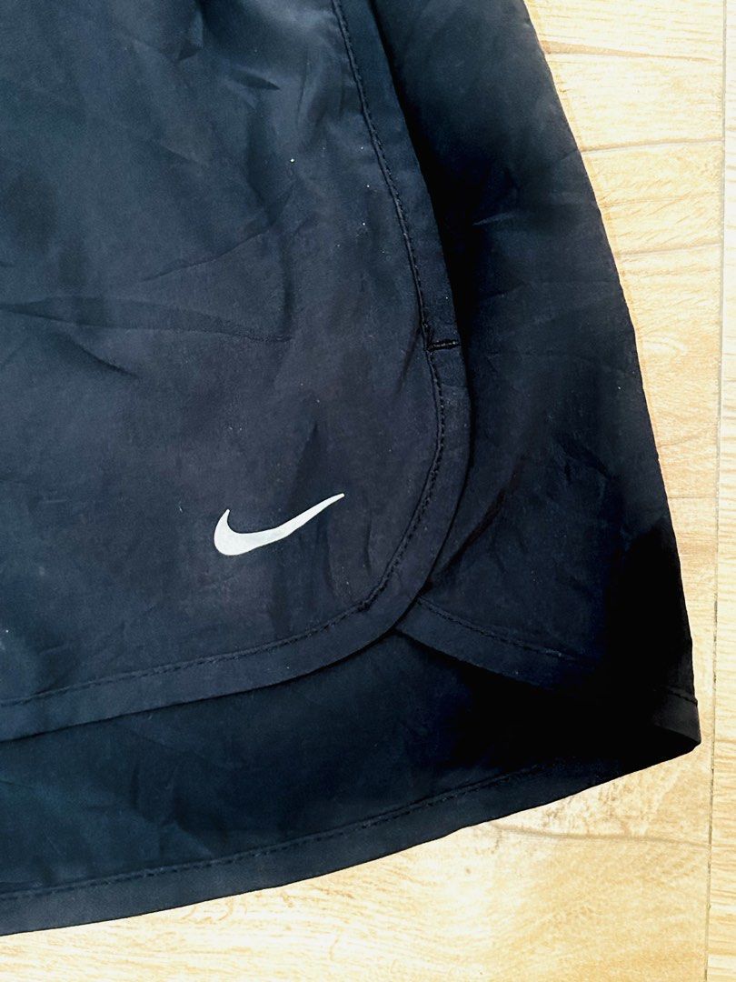 (XL) Nike Running Short (Category: Activewear) located in Marilao. Submitted by mermaidswimwear (Listing ID 1462939834, Image 3). Description: XL With inner panty With drawstrings Plus sf.