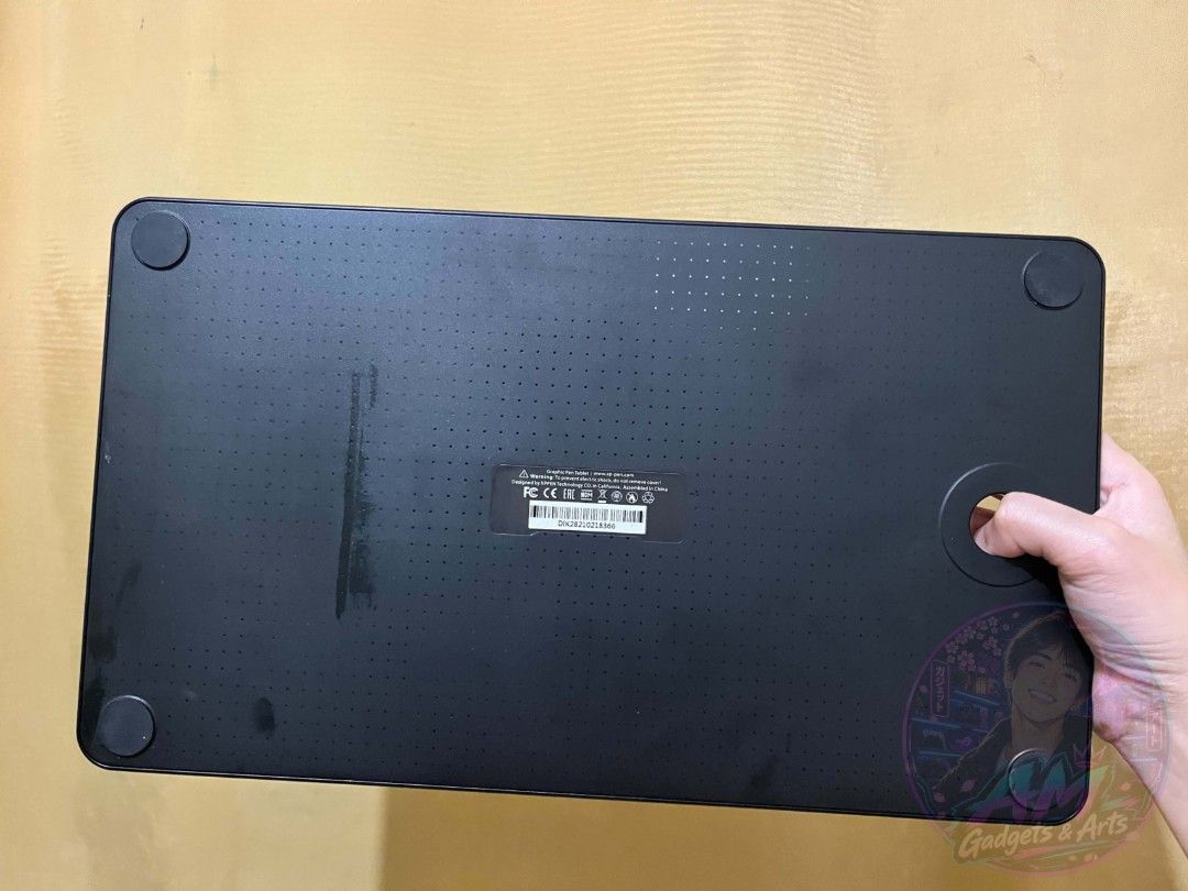 XP-PEN Deco 02 Graphic Drawing Tablet (Category: Looking For) located in Manila. Submitted by amdcroo (Listing ID 1462992994, Image 2). Description: • Original price was around ₱7,200 • 10×5.63 inches • Type-C USB port • LCD type • With Pen Holder, Drawing Gloves, Rotational Holder • Compatible with all common graphics applications such as Photoshop, Adobe Illustrator, SAI, Painter, CDR, Clip Studio, etc. • Compatible with Desktop/Laptop • To mak