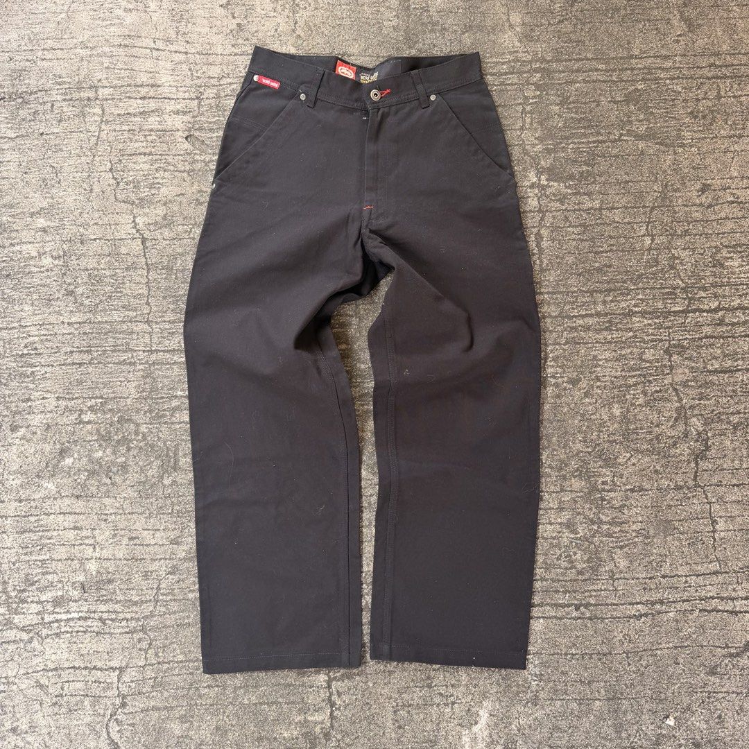 Y2K Ecko Unltd Jeans Denim Baggy Pants (Category: Jeans) located in Cavite. Submitted by shiro_____. (Listing ID 1462954962, Image 2). Description: For sale🔥 Y2K Ecko Unltd Jeans Denim Baggy Pants Size 32 Waistline 32 Length 39 Excellent contion Price 2500 Pm🗝️ .