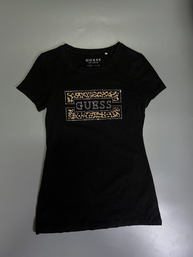 Y2K GUESS LEOPARD RHINESTONES LOGO (Category: Activewear) located in Bocaue. Submitted by mosthighcollective (Listing ID 1463026337, Image 1). Description: Y2K GUESS LEOPARD RHINESTONES LOGO Size: S on tag Dimes: 15 width 23 length Excellent condition No issue 650 only Dm me to avail 📥.