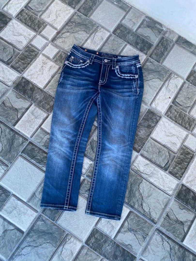 Y2k Miss me pants (Category: Jeans) located in Ilog. Submitted by mikesthrift_ (Listing ID 1462969982, Image 1). Description: y2k miss me pants waisline : 28 length : 33 like new condition price : 350+sf dm if interested ☺️.