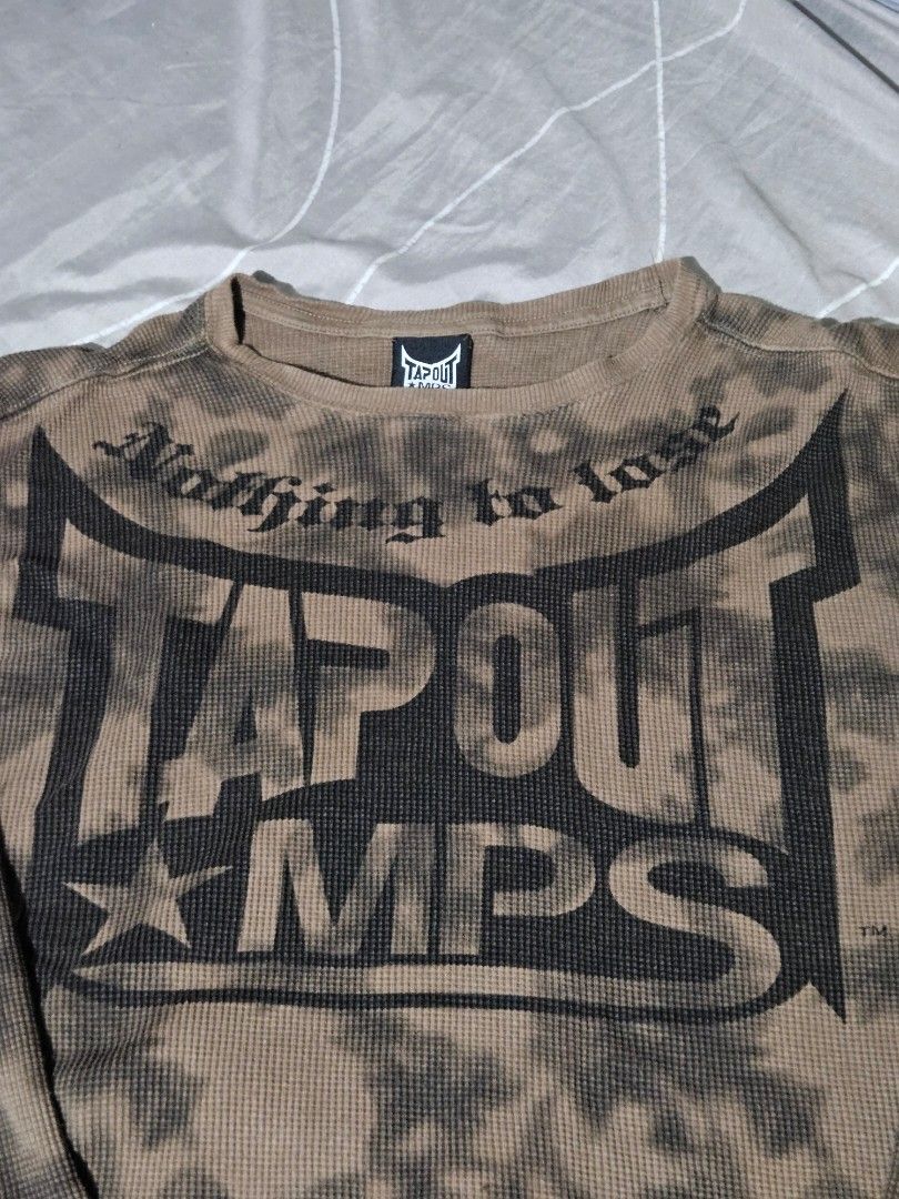 Y2K Tapout Mps Sweatshirt - Affliction Vibes (Category: Hoodies) located in Davao. Submitted by mindanao.thrifts (Listing ID 1463013967, Image 3). Description: 25 Length 22 Width 19 Sleeve Length Medjo Stretched na Neckline Be Mindful This Is Thrifted..