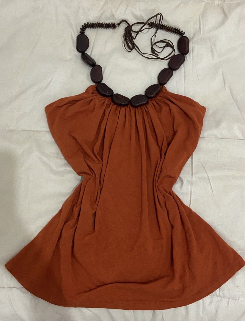 Y2k Vintage Beaded Halter Top (Category: Others Tops) located in Cabuyao City. Submitted by ryn.vlx (Listing ID 1462891430, Image 1). Description: - xs to small - with inner lining.