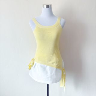 (Category: ) located in . Submitted by rosywardrobe (Listing ID 1463072139, Image 1). Description: .