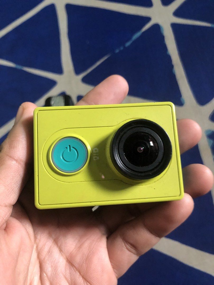 Yi action camera bundle (Category: Video Cameras) located in Quezon City. Submitted by markgolveo (Listing ID 1462901599, Image 3). Description: Yi action camera bundle Yi action camera working properly powers on battery life is still good and long lasting dont know how to properly link this to an app used it via manually capturing With 16GB sandisk micro memory card And free body cam defective battery powers on but battery is depleted needs fixi