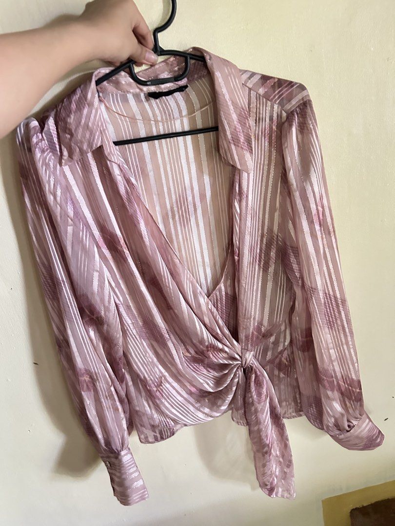 Zara (Category: Longsleeves) located in Alaminos. Submitted by angelsnoow (Listing ID 1462930921, Image 3). Description: .