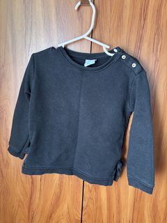 (Category: ) located in . Submitted by wardrobeinmnl (Listing ID 1463000673, Image 1). Description: .