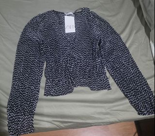 (Category: ) located in . Submitted by Mikamisa (Listing ID 1463030808, Image 1). Description: .