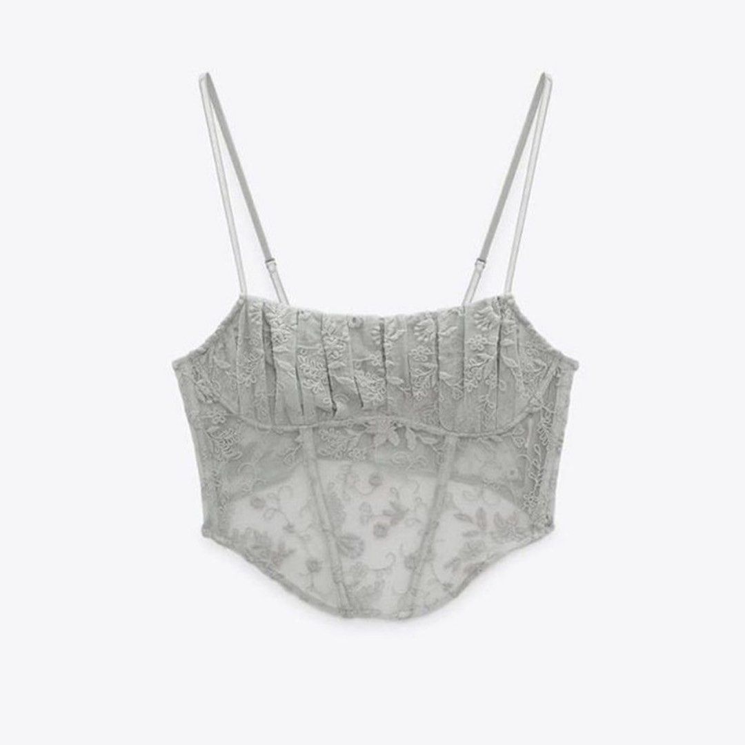 Zara Grey Lace Corset Top (Category: Sleeveless) located in Quezon City. Submitted by c_alii (Listing ID 1463104109, Image 1). Description: xs-s used once.