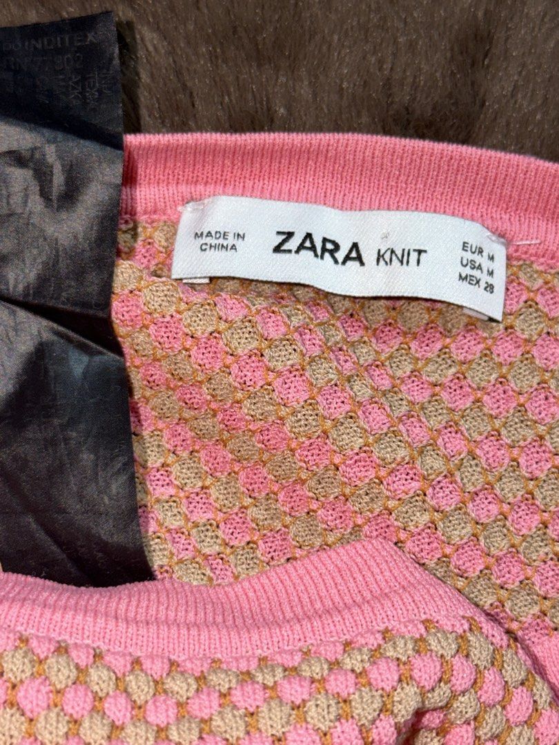 ZARA knitted top (Category: Shirts) located in Valenzuela. Submitted by julijulyxoxo (Listing ID 1463039302, Image 3). Description: where to find me: Facebook: Julianne Leigh (post is already up) Instagram: shop.loveandrelove (might post updates/items here too) MOP: maribank, gcash, maya MOD: J&T Express Item is unwashed. Please wash immediately before wearing! .