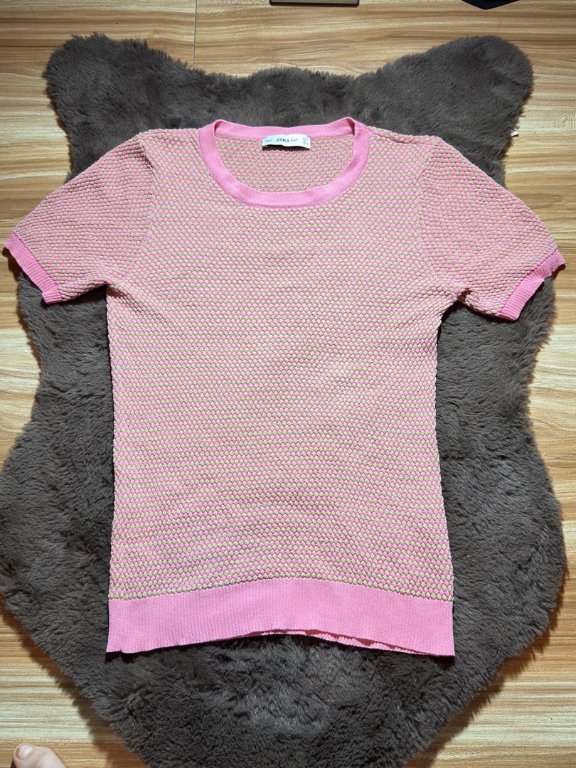 ZARA knitted top (Category: Shirts) located in Valenzuela. Submitted by julijulyxoxo (Listing ID 1463039302, Image 2). Description: where to find me: Facebook: Julianne Leigh (post is already up) Instagram: shop.loveandrelove (might post updates/items here too) MOP: maribank, gcash, maya MOD: J&T Express Item is unwashed. Please wash immediately before wearing! .