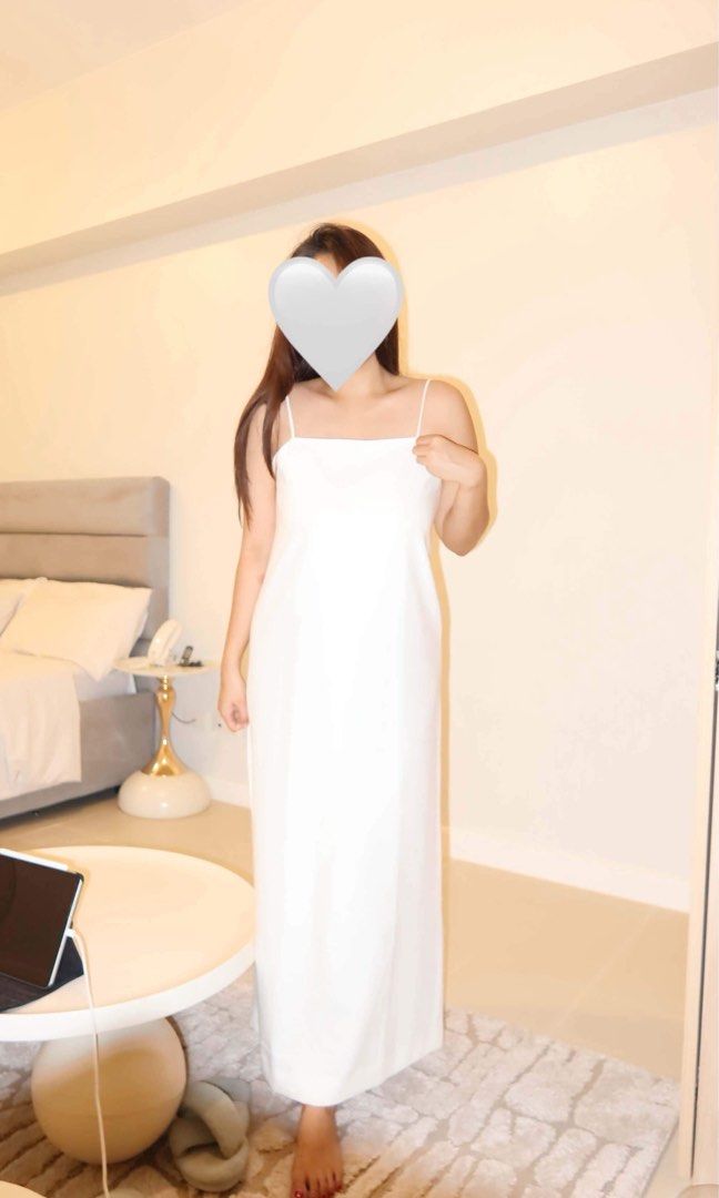 Zara Long Dress (Category: Dresses) located in Manila. Submitted by emsassy (Listing ID 1462980995, Image 3). Description: .