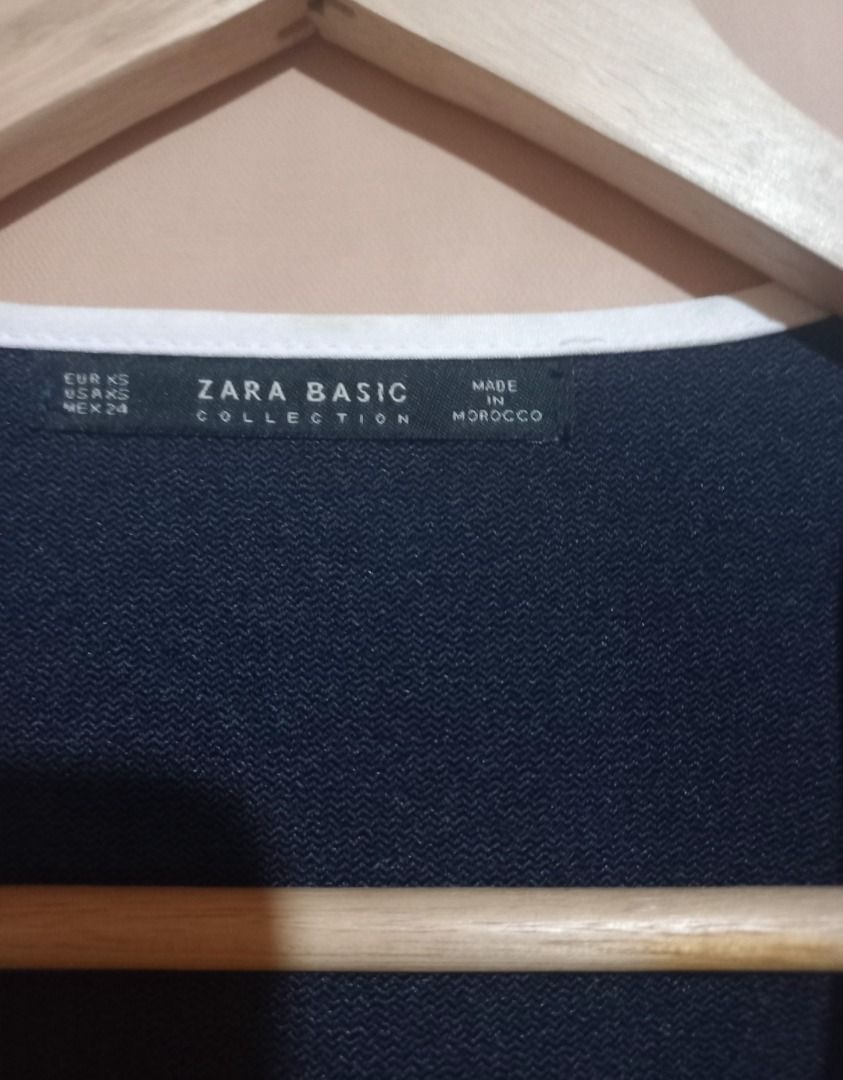 ZARA Navy Blue Flowing Jacket with Ruffled Bell Sleeves (Category: Coats, Jackets and Outerwear) located in Pugo. Submitted by mhylee_fang1989 (Listing ID 1463006267, Image 3). Description: .