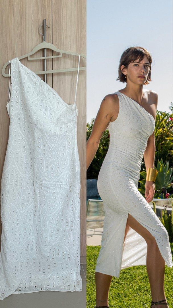 Zara one sided eyelet dress (Category: Dresses) located in Manila. Submitted by emsassy (Listing ID 1462981364, Image 1). Description: .