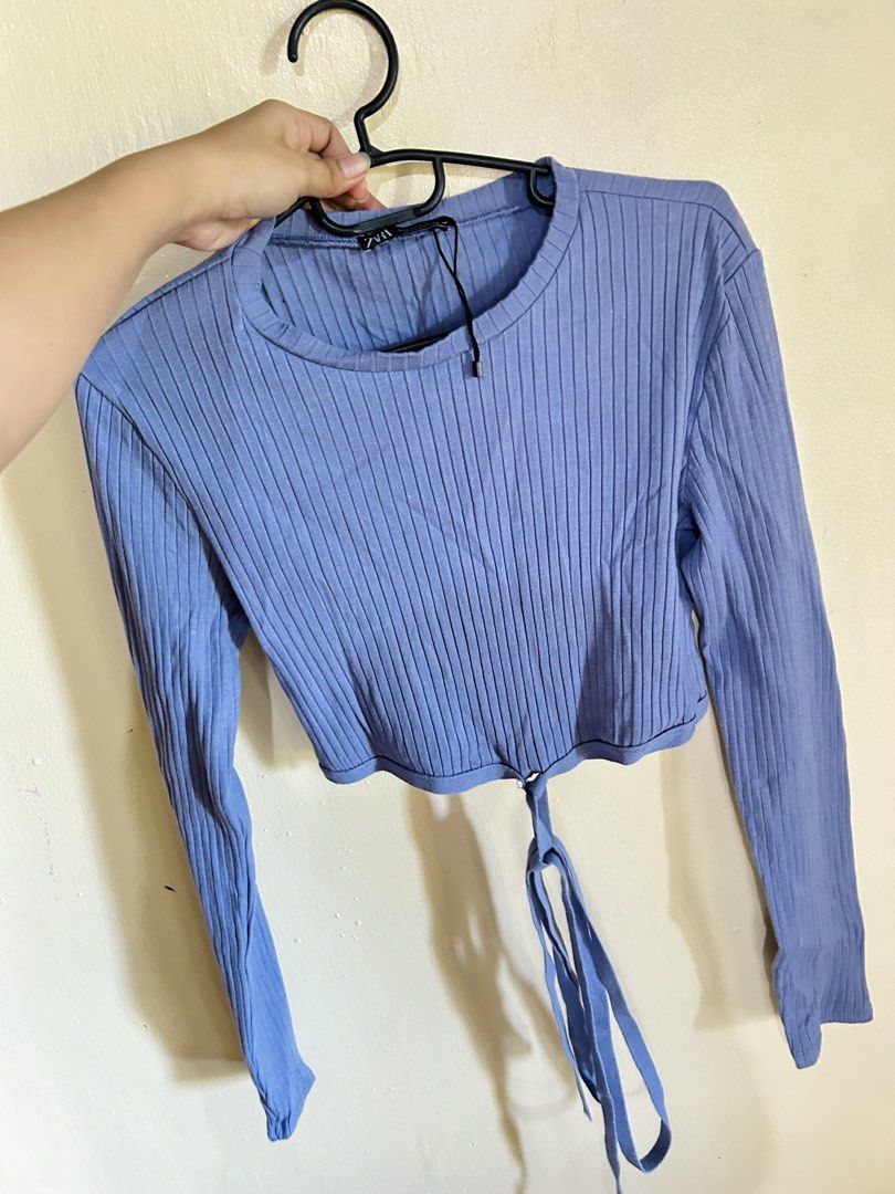 Zara Top (Category: Longsleeves) located in Alaminos. Submitted by angelsnoow (Listing ID 1462912070, Image 3). Description: Fixed Price.