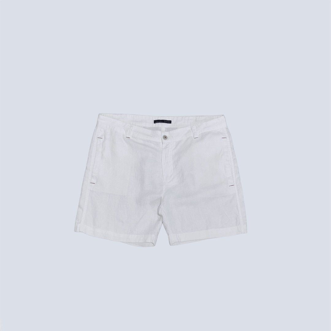 Zara White Linen Shorts (Category: Shorts) located in Digos. Submitted by appareall (Listing ID 1462890398, Image 1). Description: B2-691 Approximate measurements (taken flat in inches) 36-37 Length 17 Leg opening 10.9 Rise 11.2 Shipping fee is shouldered by the buyer. We appreciate your understanding and support! Location: Digos City, Davao del Sur, Mindanao, Philippines .