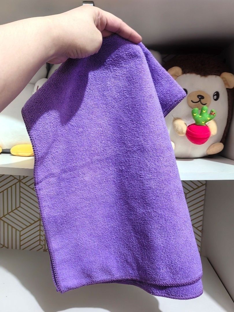 11 Pieces Assorted Color Microfiber Hand Towels (Category: Towels, Napkins & Holders) located in San Jose del Monte. Submitted by chimkenugets (Listing ID 1463311297, Image 3). Description: .