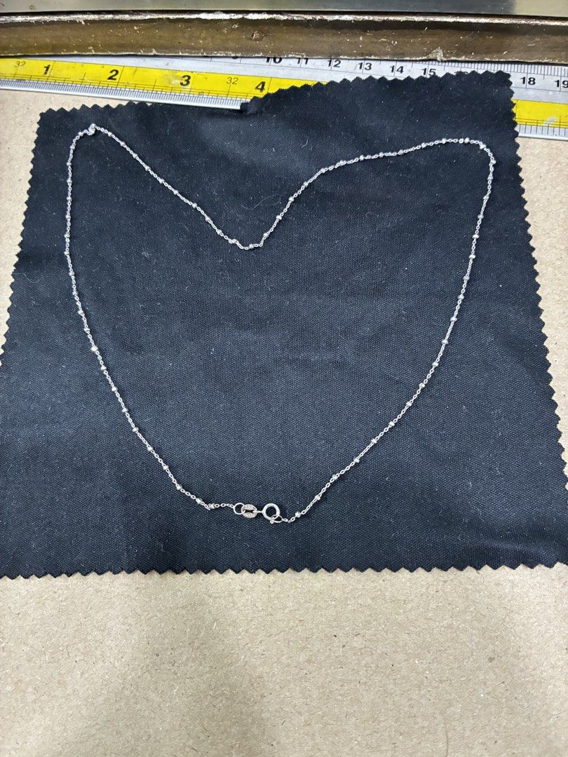 14k WhiteGold 585 italy (Category: Necklaces) located in Manila. Submitted by jeferrer (Listing ID 1463164844, Image 1). Description: For Sale Only Actual Pictures posted 100% Legit 14k Gold 585 italy 18inches 2.23grams 2.23x 5,500=12,265pesos.