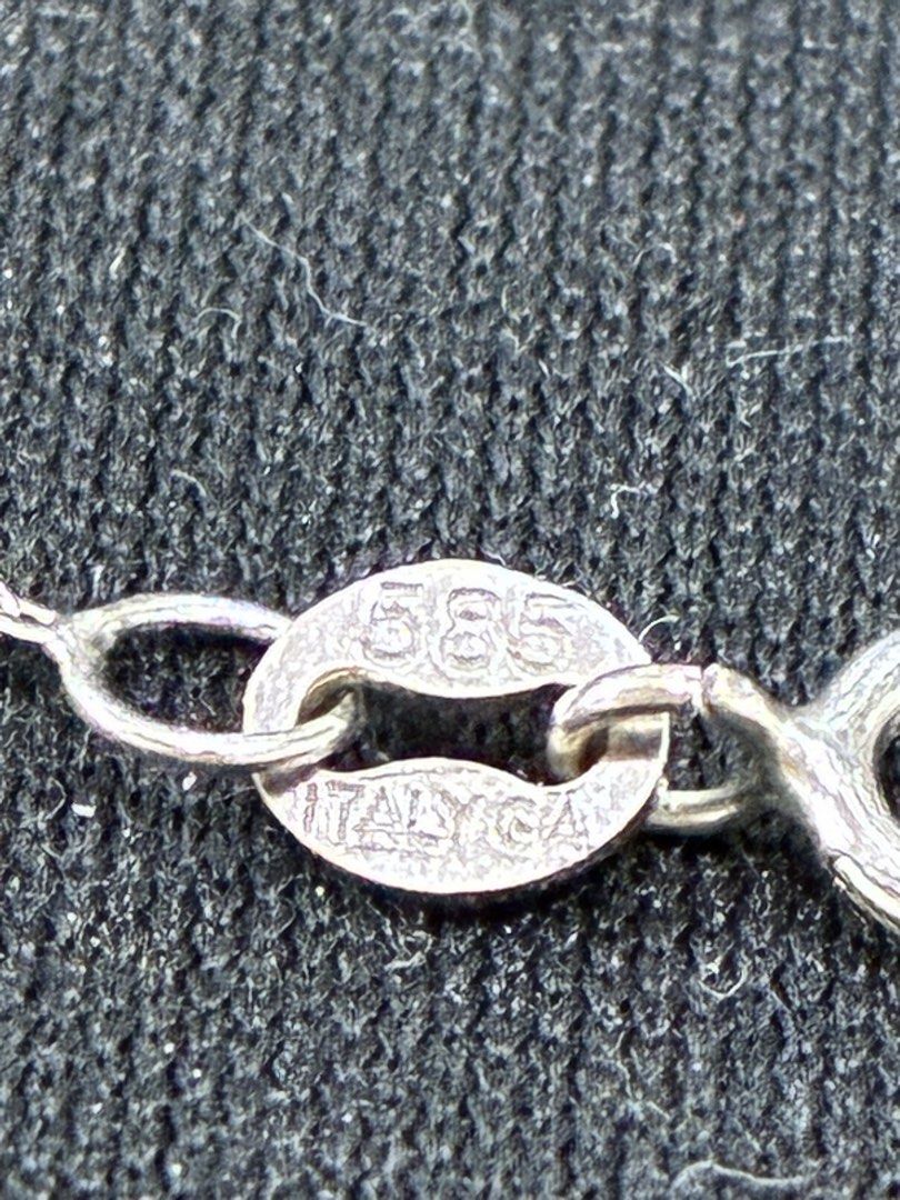 14k WhiteGold 585 italy (Category: Necklaces) located in Manila. Submitted by jeferrer (Listing ID 1463164844, Image 3). Description: For Sale Only Actual Pictures posted 100% Legit 14k Gold 585 italy 18inches 2.23grams 2.23x 5,500=12,265pesos.