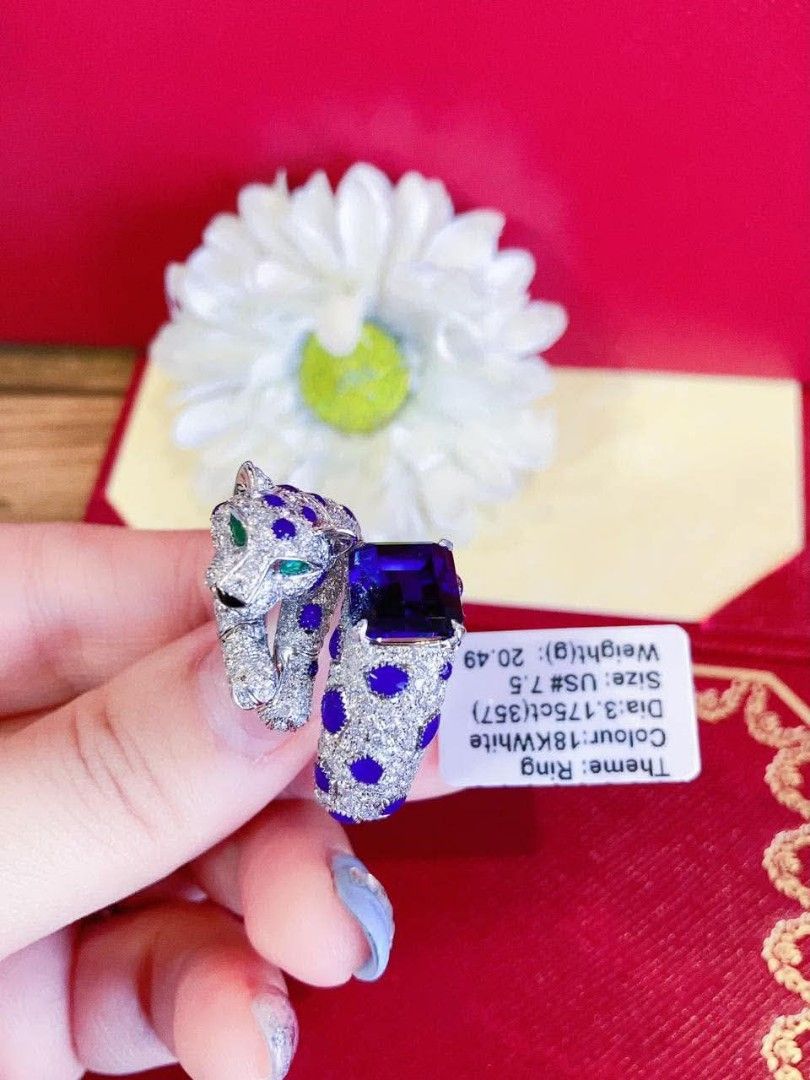 18k HongKong setting whitegold diamond panthere ring (Category: Rings) located in Manila. Submitted by bhelgoldseller2ndaccount (Listing ID 1463125094, Image 3). Description: New!!✨New!!✨New!! 18k HongKong setting Gold 16,300/g 💯pawnable/naisasanla 💯with high appraisal rate 💯good investment 💯Direct supplier price 👉OPEN for resellers 🌺please take time to evaluate their actual sizes and grams 👉Best panggift for all occasions ✅ Sold per grams
