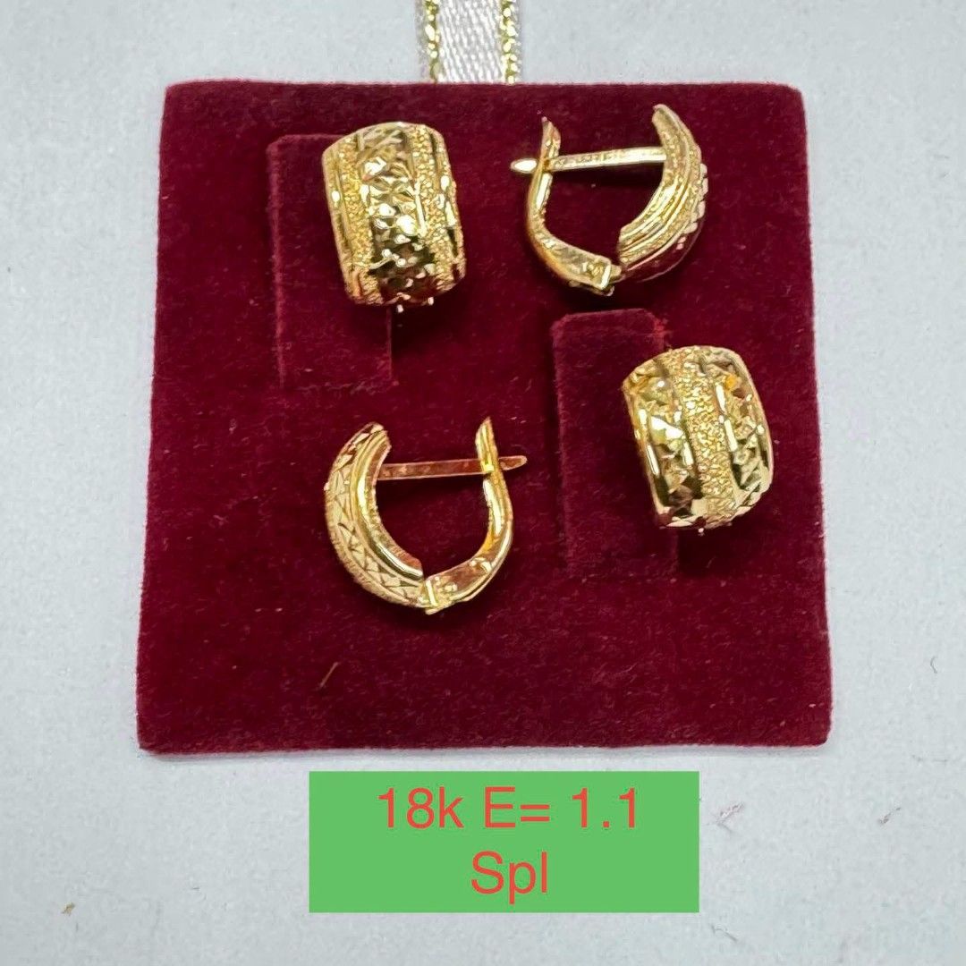 18k Saudi gold clip earrings (Category: Earrings) located in Manila. Submitted by bhelgoldseller2ndaccount (Listing ID 1463140641, Image 3). Description: New!!✨New!!✨New!! Authentic 18k Saudi Golds 💯pawnable/naisasanla 💯with high appraisal rate 💯good investment 💯Direct supplier price 👉OPEN for resellers 🌺please take time to evaluate their actual sizes and grams 👉Best panggift for all occasions ✅ Sold per grams not per piece Kya lowest pric