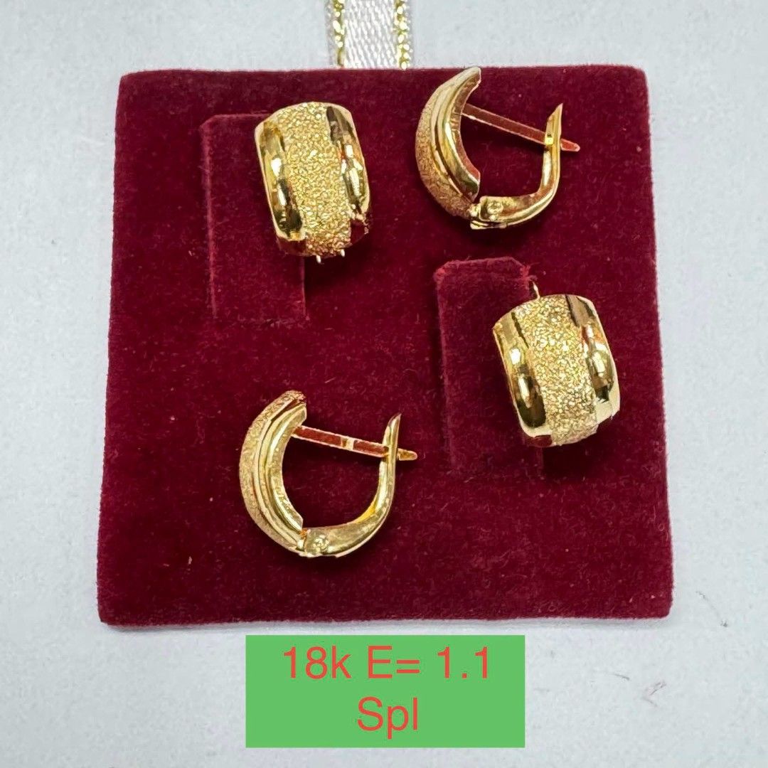 18k Saudi gold clip earrings (Category: Earrings) located in Manila. Submitted by bhelgoldseller2ndaccount (Listing ID 1463150222, Image 2). Description: New!!✨New!!✨New!! Authentic 18k Saudi Golds 💯pawnable/naisasanla 💯with high appraisal rate 💯good investment 💯Direct supplier price 👉OPEN for resellers 🌺please take time to evaluate their actual sizes and grams 👉Best panggift for all occasions ✅ Sold per grams not per piece Kya lowest pric