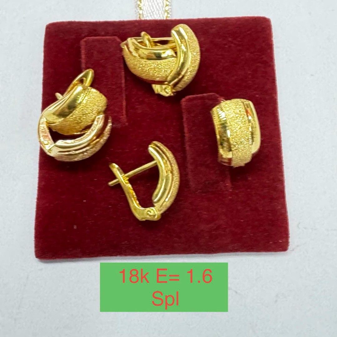 18k Saudi gold clip earrings (Category: Earrings) located in Manila. Submitted by bhelgoldseller2ndaccount (Listing ID 1463150222, Image 1). Description: New!!✨New!!✨New!! Authentic 18k Saudi Golds 💯pawnable/naisasanla 💯with high appraisal rate 💯good investment 💯Direct supplier price 👉OPEN for resellers 🌺please take time to evaluate their actual sizes and grams 👉Best panggift for all occasions ✅ Sold per grams not per piece Kya lowest pric