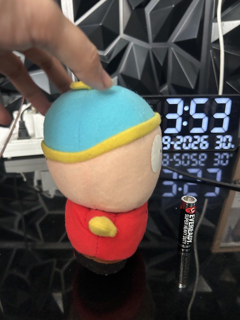 2011 Comedy Central Jemini South Park Eric Cartman Plush 5” (Category: Plushies & Soft Toys) located in General Trias. Submitted by aprilocampo0412 (Listing ID 1463194437, Image 2). Description: 2011 Comedy Central Jemini South Park Eric Cartman Plush 5” Issue sa eyes may tuklap 400 Loc Tanza Cavite.