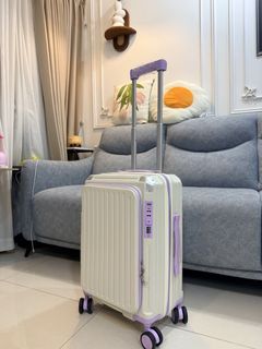 (Category: ) located in . Submitted by mrandmsluggages (Listing ID 1463144449, Image 1). Description: .