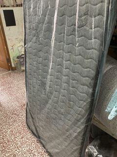 （分類：）位於 。 由 graceho9797 提交（商品編號 1463153857，圖片 1）。簡介： 。