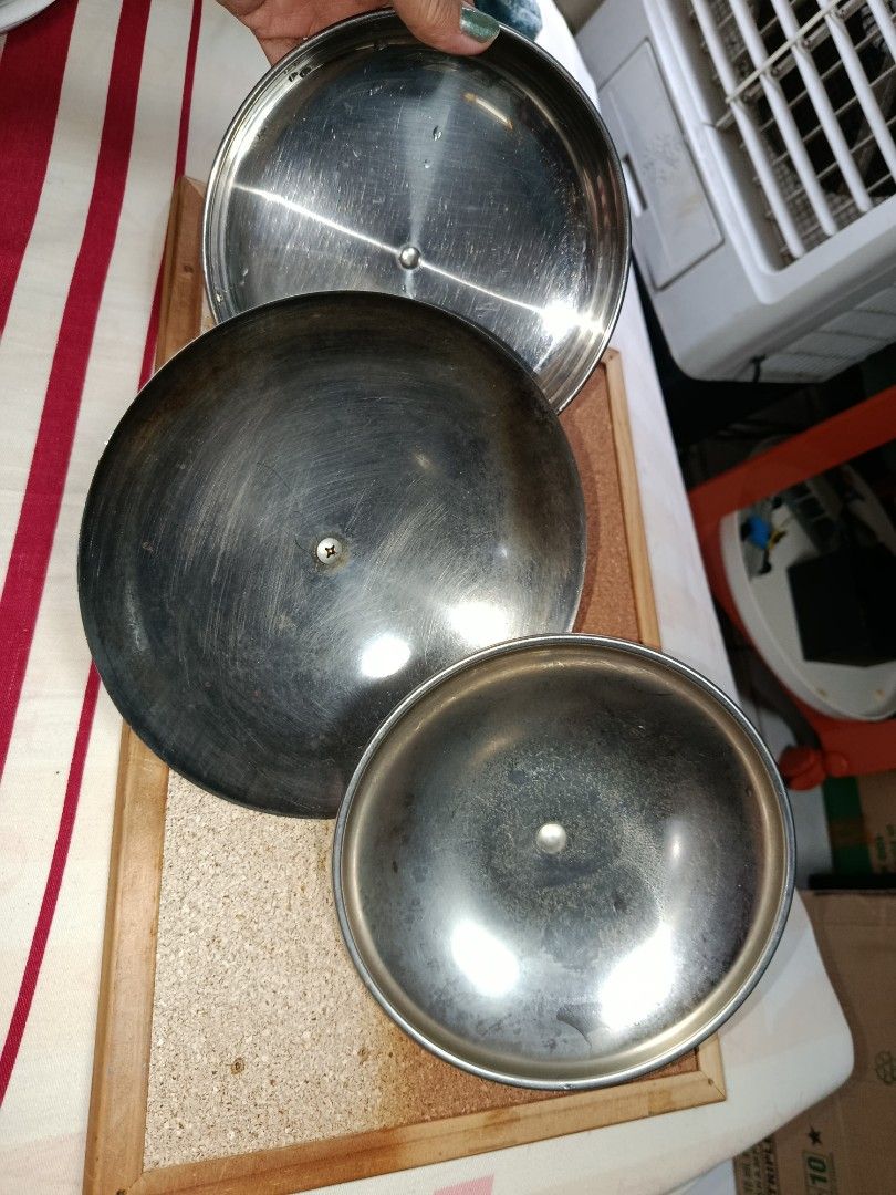 3 stainless pot cover take all for p280 (Category: Cookware & Accessories) located in Quezon City. Submitted by kristal68 (Listing ID 1463154522, Image 3). Description: heavy and thick.