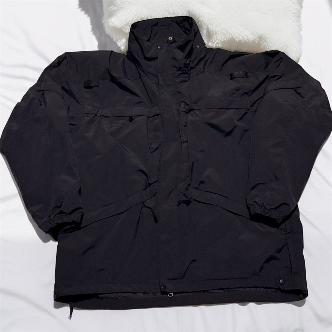 5.11 Tactical Series Black Jacket XL (Category: Coats, Jackets and Outerwear) located in Lipa City. Submitted by anaheim_thrift (Listing ID 1463284148, Image 1). Description: 5.11 Tactical Series Black Jacket XL 27x33.
