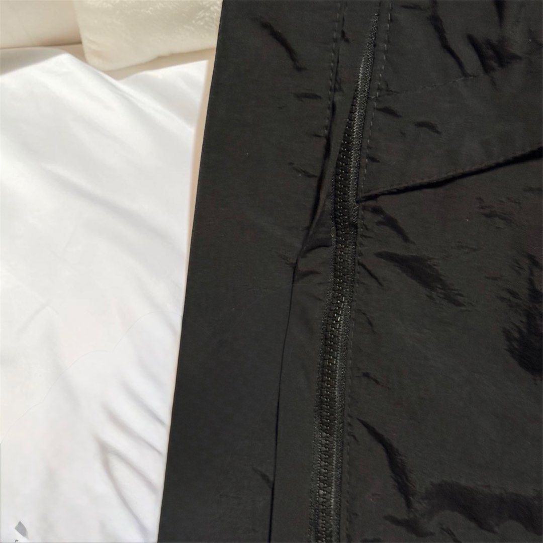 5.11 Tactical Series Black Jacket XL (Category: Coats, Jackets and Outerwear) located in Lipa City. Submitted by anaheim_thrift (Listing ID 1463284148, Image 3). Description: 5.11 Tactical Series Black Jacket XL 27x33.