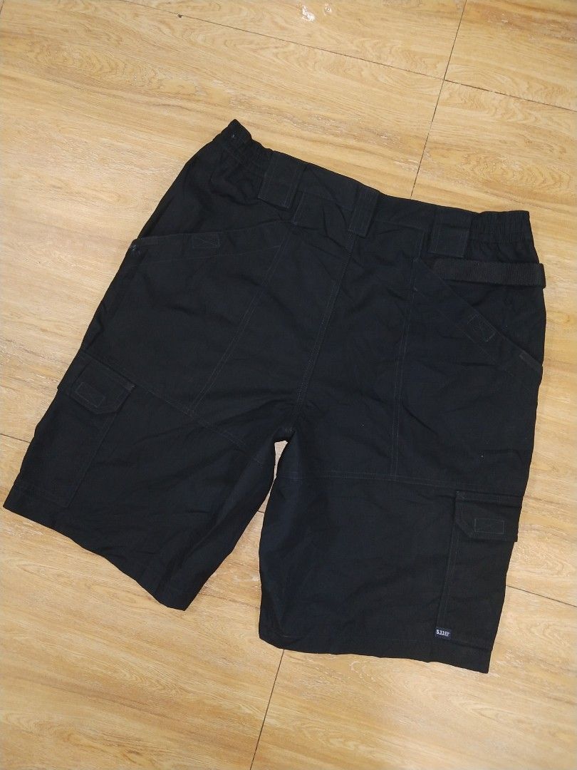 5.11 Tactical Series Cargo Shorts. (Category: Shorts) located in Manila. Submitted by dodengricafort (Listing ID 1463162043, Image 2). Description: 5.11 Tactical series Cargo shorts. Dimension Waist 34-36 Length 22 Leg Opening 12 Color rate 10/10 Excellent Condition. Like new php 1,380 + shipping fee Direct Message 📨 Molino Bacoor Cavite📍.