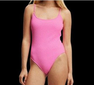 (Category: ) located in . Submitted by lucylondonsshop (Listing ID 1463279700, Image 1). Description: .