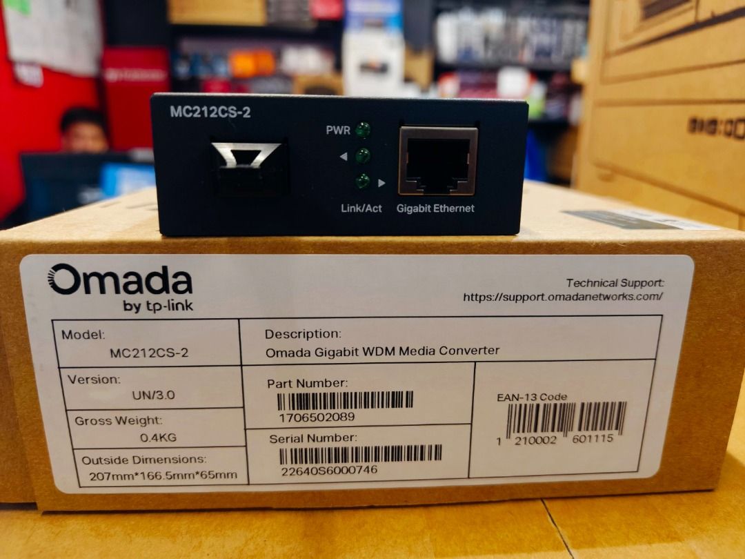🌐⚡ BRIDGE YOUR NETWORK — OMADA MC212CS-2! (Category: Networking) located in Caloocan City. Submitted by swiftdeer.cf08f3 (Listing ID 1463224418, Image 2). Description: Need to connect network devices over longer distances using fiber? 📡 The TP-Link Omada MC212CS-2 Gigabit WDM Media Converter is designed to help integrate fiber and Ethernet connections in network infrastructure. 🌐 Gigabit Connectivity 🔌 Ethernet-to-Fiber Conversion 🏢 Business