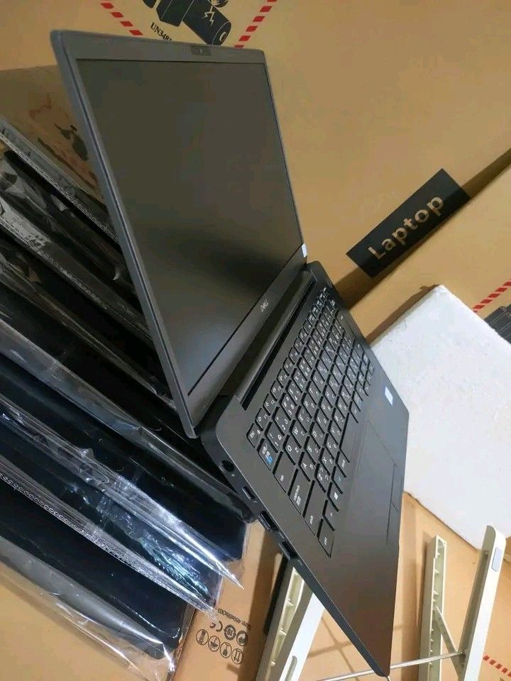💜 DeLL 7300: Intel core i5 8thGEN💜 (Category: Laptops & Notebooks) located in Manila. Submitted by lonelyme_1986 (Listing ID 1463165615, Image 3). Description: 💜 DeLL 7300: Intel core i5 8thGEN💜 🛑intel Core i5 8thGen 2.60GHz ✅8GB RAM ✅256GB SSD Storage 🛑Intel hd graphics 🛑13'3 inches Screen 🛑Good battery 🛑Wifi ready 🛑Bluetooth ready 🛑Camera ready 🔴HDMi ready #SLIMTYPE ✅Windows 10-with complete all applications #GoodQualityGuaranteed f