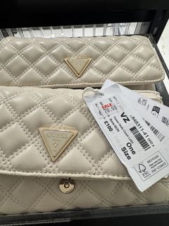 (Category: ) located in . Submitted by shoppersumtyms (Listing ID 1462583069, Image 1). Description: .