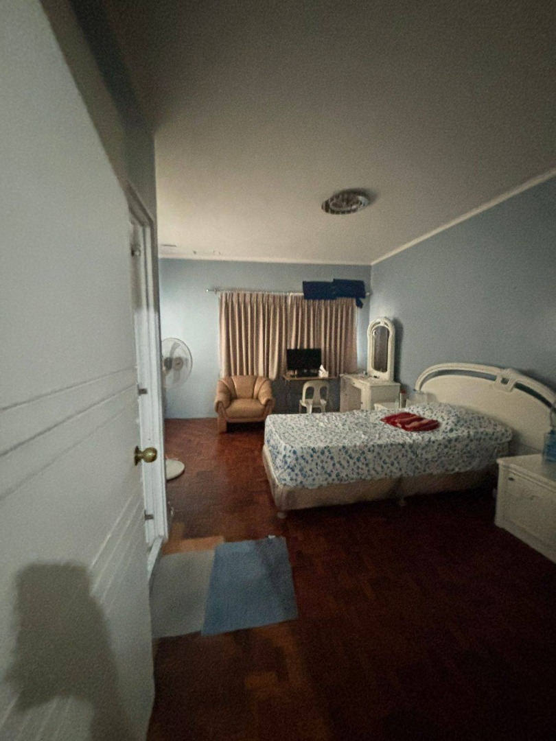 (Category: ) located in . Submitted by REMAXCapital (Listing ID 1463171433, Image 1). Description: .