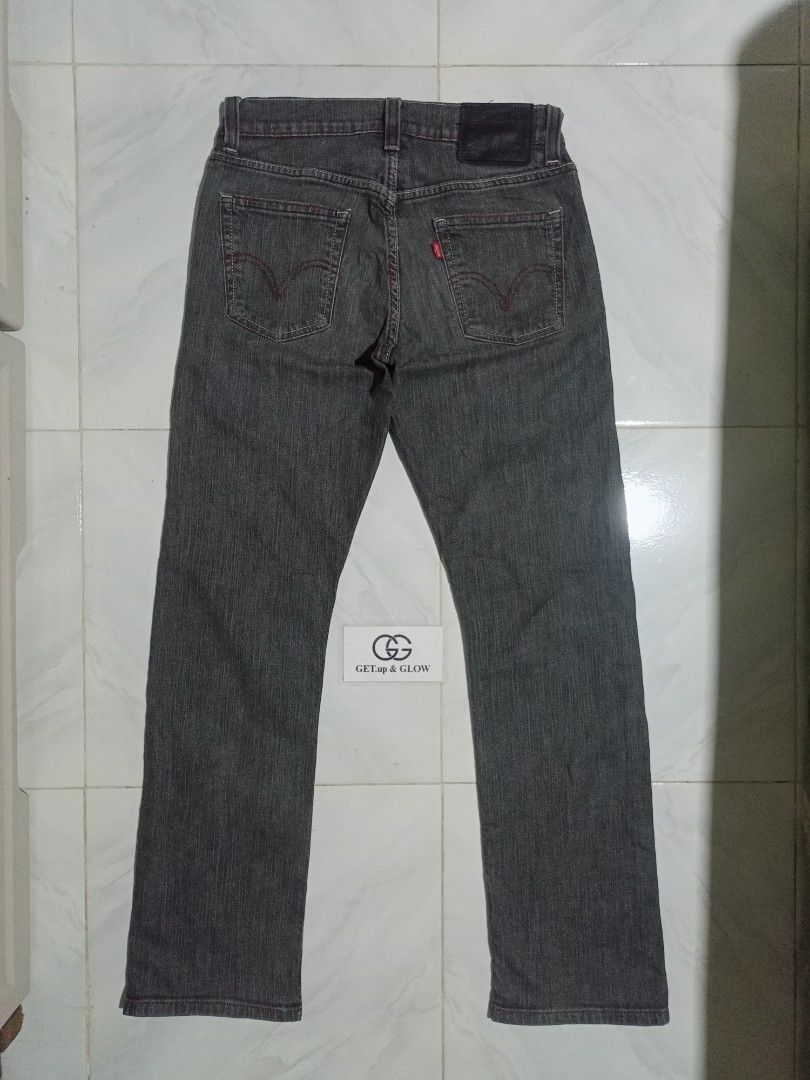 ✅ LEVI'S 514 (Category: Jeans) located in Palo. Submitted by getupandglow (Listing ID 1463141269, Image 1). Description: ✅ LEVI'S 514 Made in Mexico Rare Red Stitches Black Leather Patch Size: 30 Lenght: 40 Leg Opening: 8 Only Issue: Small loose stitch sa back pocket (see pic) Condition: Excellent over-all Price: ₱1,200 only + sf 📍 Location: LEYTE MODE OF PAYMENT 💳 GCash (Payment 1st) | ✈️ J&T 📩 MAKE OFFER lang if interested. .