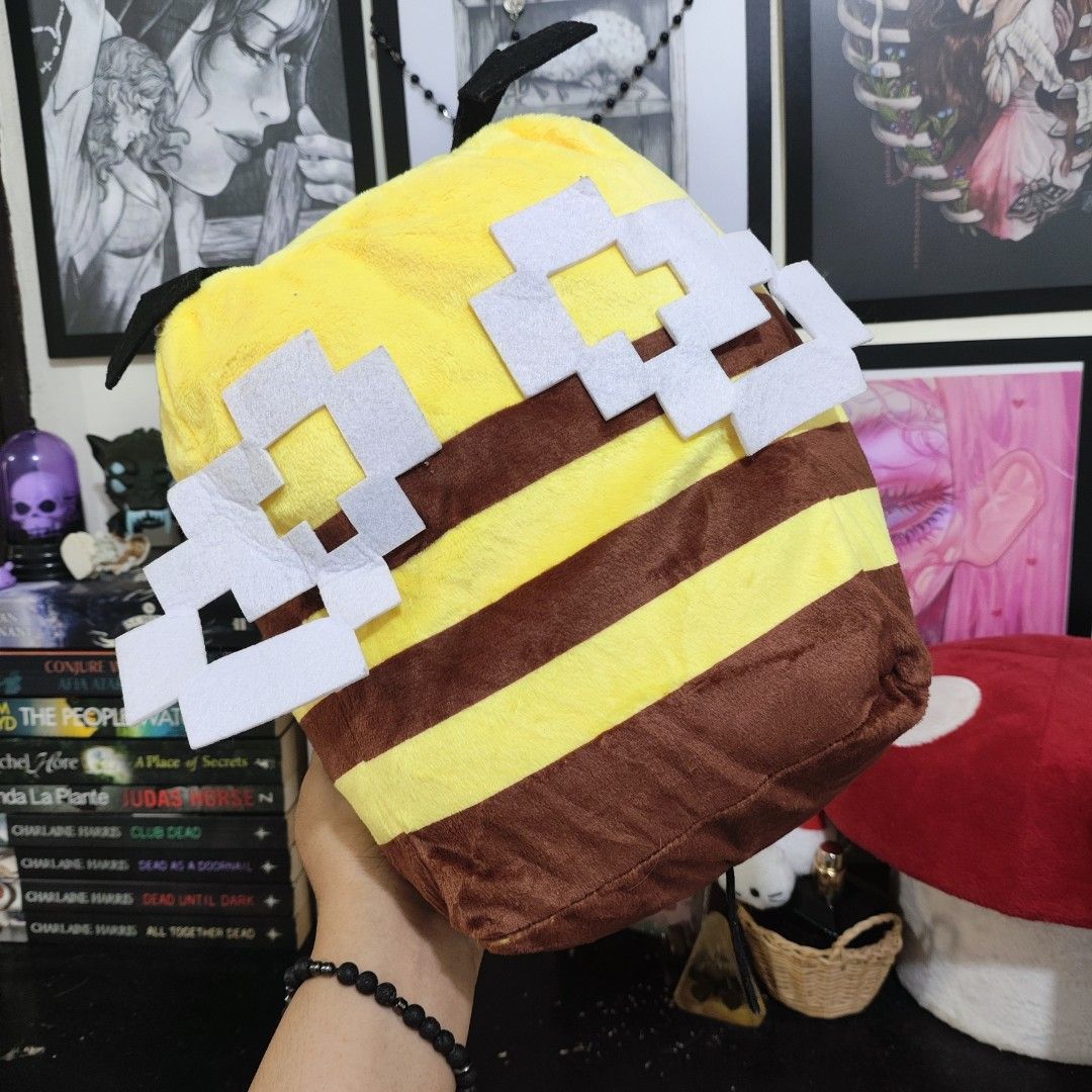 ✦ Minecraft Bee Plush Toy ✦ (Category: Plushies & Soft Toys) located in Santa Rosa. Submitted by rusalkascottage (Listing ID 1463261130, Image 3). Description: ୨୧ ───────────── ୨୧ P300 GC@@@sh P400 COD / PayLater ♡ WYSIWYG ♡ Good condition ♡ Onhand & ready to ship ୨୧ ───────────── ୨୧ ✦ FAQs ✧ Location: Sta. Rosa, Laguna ✧ Shipping starts at P36 ✧ COD price is adjusted due to platform fees. Vouchers may be used if available. ୨୧ ───────────── ୨୧ Ta