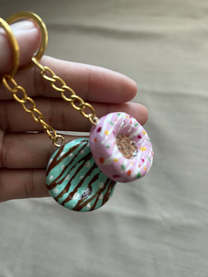 🍩 2 Mini Donut Keychain | Cute Handmade Bag Charm (Category: Handmade Craft) located in Quezon City. Submitted by hygge.elements (Listing ID 1463323142, Image 2). Description: Handmade mini donut keychains perfect as a bag charm, gift, or cute everyday accessory. 🤍 ✨ Unique handmade design ✨ Easy to carry ✨ Adds a fun pop of color to bags, keys & pouches Great for: 🎁 Small gifts 🌸 Cute accessories lovers 💛 Personalized little surprises 🤍 Wo