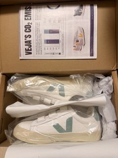 （分類：）位於 。 由 tong852 提交（商品編號 1463184232，圖片 1）。簡介： 。