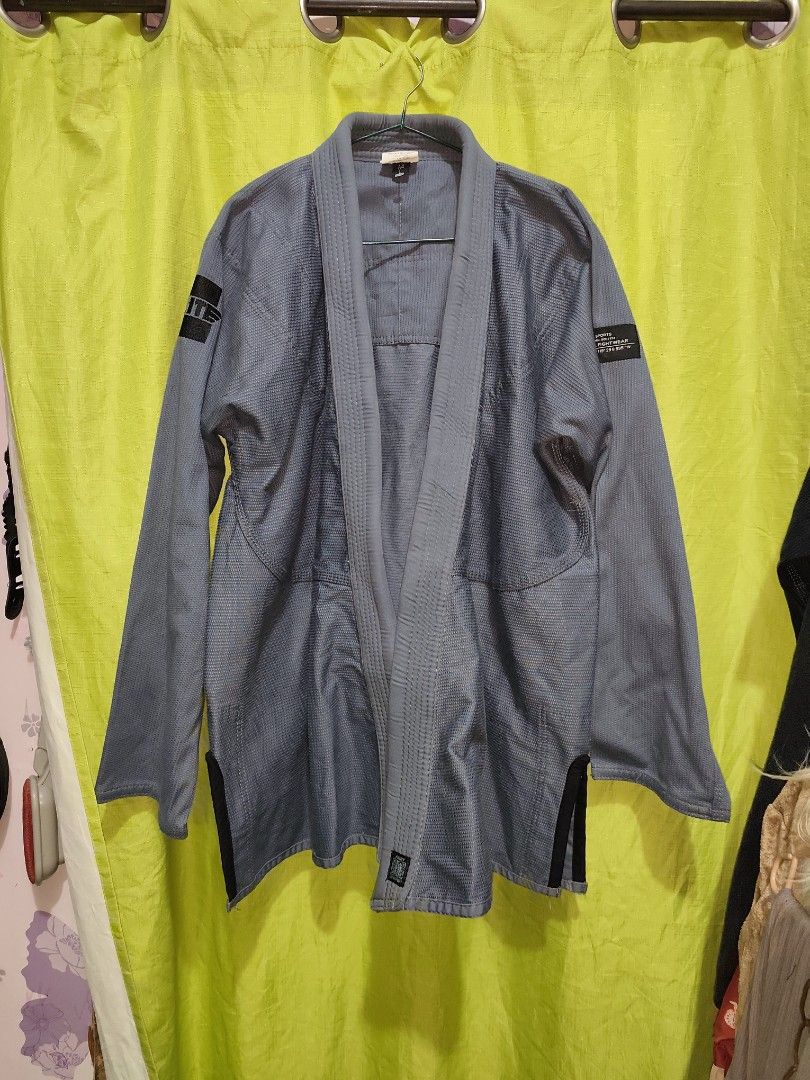 A4 - ELITE GREY BJJ UPPER ONLY (Category: Combat Sports) located in Taguig. Submitted by mmthriftshop.ph (Listing ID 1463325297, Image 1). Description: 🥋 A4 - ELITE GREY BJJ UPPER ONLY 💵 1,000.00 + SF ❌ NOT COD/COP. ✅ Payment first policy. 🏷️ Like new condition and no signs of abuse. 📦 Shipping via Lalamove or J&T Express. 💳 Payment through GCash, GoTyme or BPI Bank Transfer..