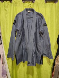 (Category: ) located in . Submitted by thriftwear.apparels (Listing ID 1463325297, Image 1). Description: .