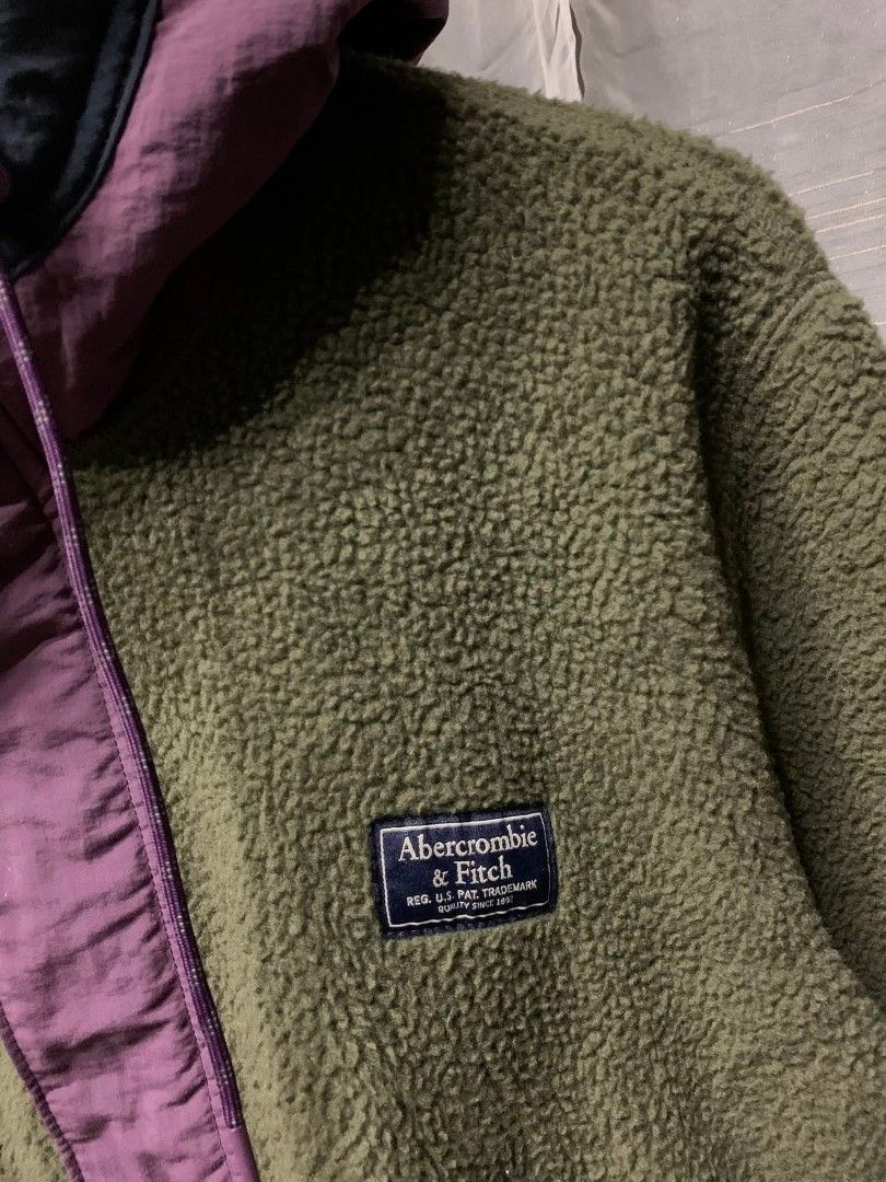 Abercrombie & Fitch (Category: Coats, Jackets and Outerwear) located in Lianga. Submitted by legitseller12345678 (Listing ID 1463162477, Image 3). Description: Abercrombie Fleece Hoodie📌 Excellent Medium on tag Dimes 23x27 Solid Mine 299 plus sf.