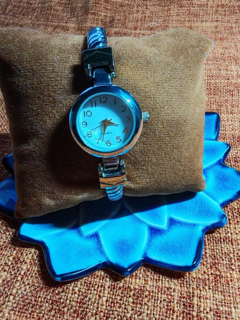 Accutime Watch Corp. Bangle Type for Ladies (Category: Women's Watches) located in Trece Martires City. Submitted by heirloomhoursph (Listing ID 1463311644, Image 1). Description: ✨ Heirloom Hours – Available Piece ✨ Accutime Watch Corp Bangle Type for Ladies Php 1,499 + sf Details: ■ Brand/Series: Accutime Watch Corp ■ Model Number: 4144WML/0621 ■ Movement: Quartz ■ Design Origin: Japan ■ Case Size: 23mm ■ Wrist Size: 18cm (adjustable) ■ Conditi