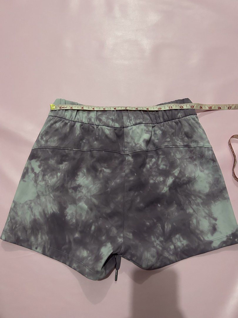 Active Short (Category: Activewear) located in Manila. Submitted by chen_clybelles (Listing ID 1463275963, Image 3). Description: .